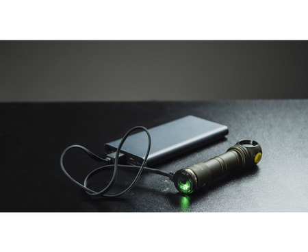 Armytek latarka Wizard C2 Pro Olive / Biały / 2500 lm / TIR 70°:120° / +nylonowy pokrowiec / Magnet USB