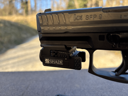 SHADE RECON GUN Mini Latarka Taktyczna 800 Lm USB C - Pistolet